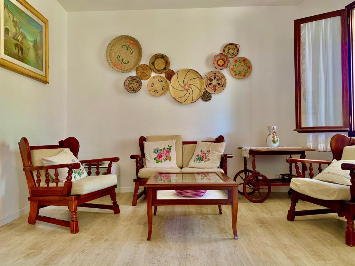 Casa Vacanze 'Sa Corbula' Porto Columbu - Perd'E Sali 외부 사진